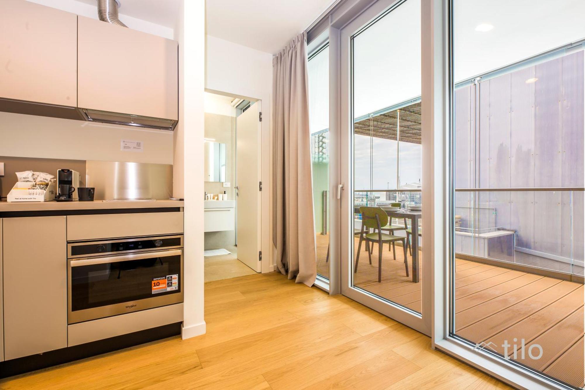Waterfront Luxury Studio, Free Parking, Ac, Netflix & Wifi By Tilo Lux * Genua