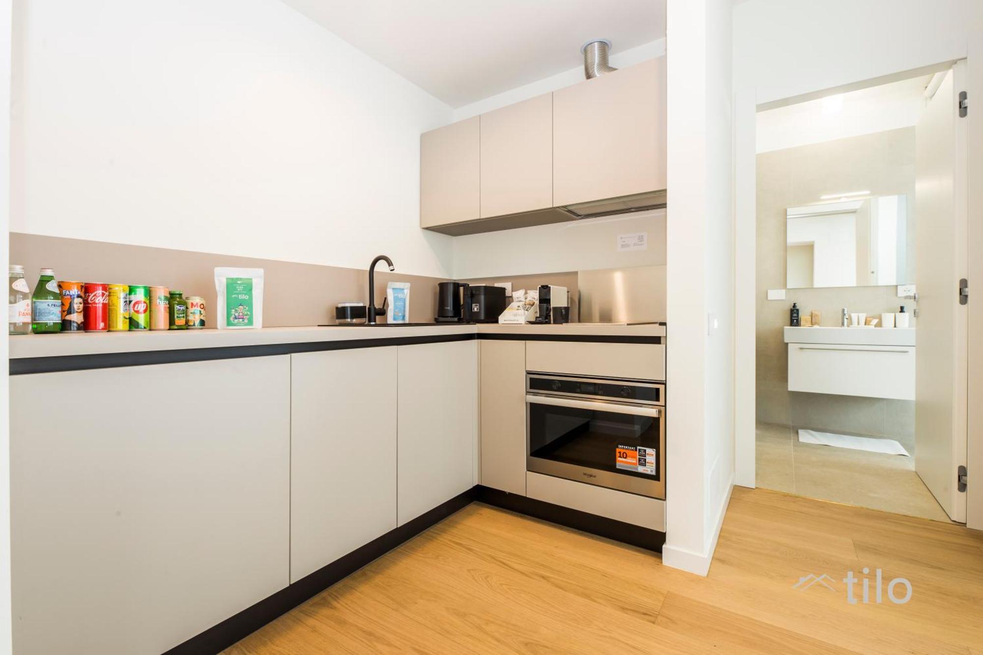 Waterfront Luxury Studio, Free Parking, Ac, Netflix & Wifi By Tilo Lux * Genua